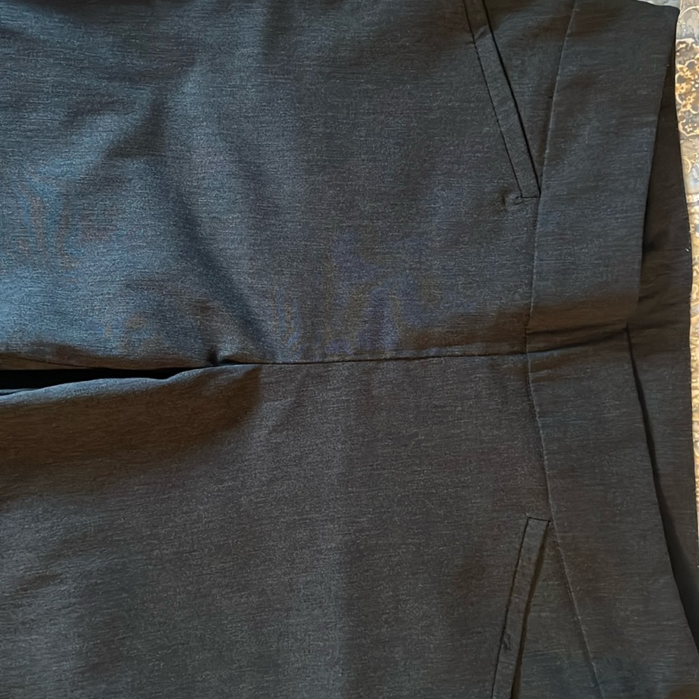Chico’s So-Slimming Grey Stretch Pants